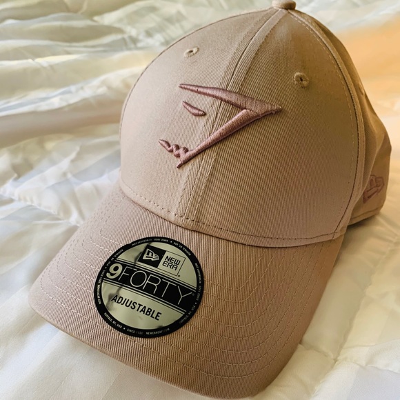Gymshark Accessories - Gymshark hat.